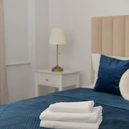 Apartment Chmielna Warsaw
