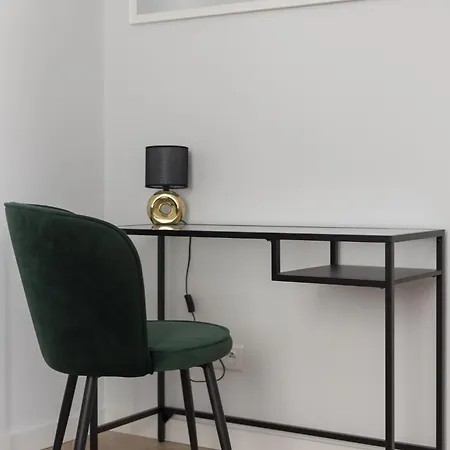 Apartmán Chmielna By Bookinghost *